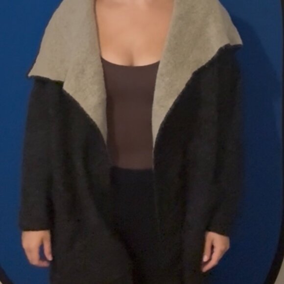 Zara Knit Cardigan, US size small, Black and Beige. - Picture 1 of 4